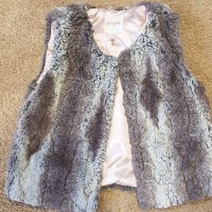 Cat & jack satin lined girls fur vest
